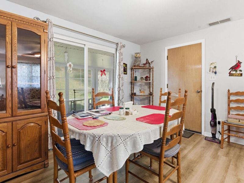 422 Sherwood Park Drive, Springfield, OH 45505 Photo 12