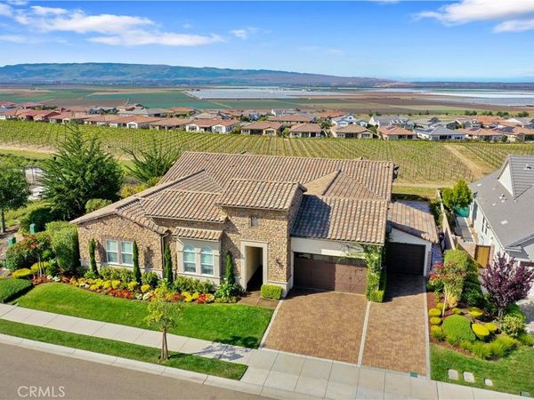 1564 Eucalyptus, Nipomo, CA 93444