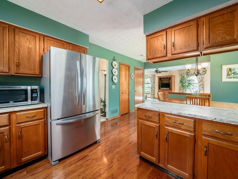 5228 Hialeah Court, Columbus, OH 43221 Photo 10