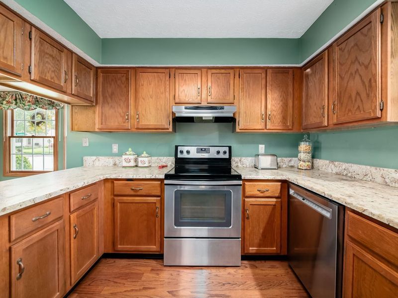 5228 Hialeah Court, Columbus, OH 43221 Photo 14