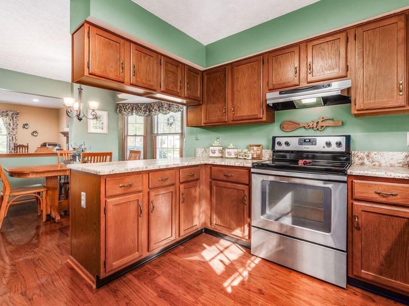 5228 Hialeah Court, Columbus, OH 43221 Photo 14