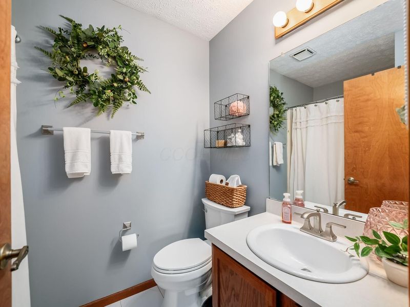 5228 Hialeah Court, Columbus, OH 43221 Photo 19