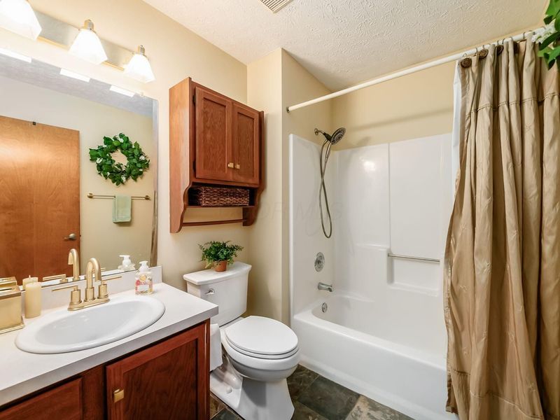 5228 Hialeah Court, Columbus, OH 43221 Photo 25