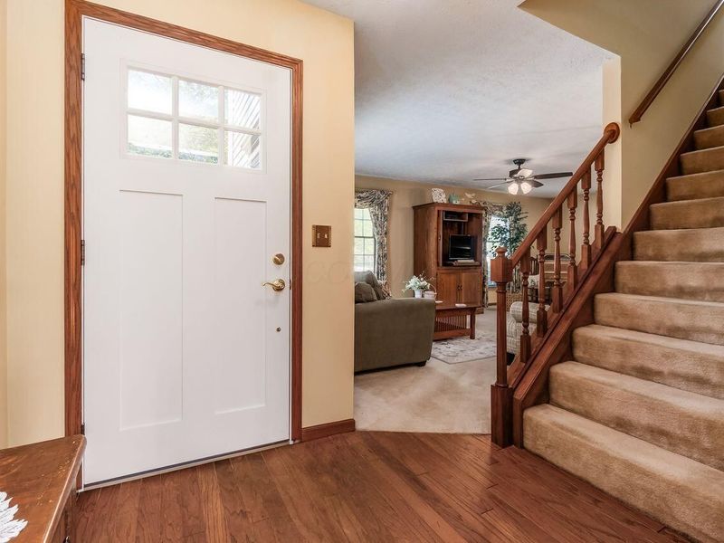 5228 Hialeah Court, Columbus, OH 43221 Photo 4