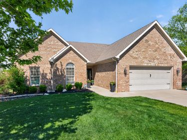 105 Elm Fork Drive, Paris, KY 40361