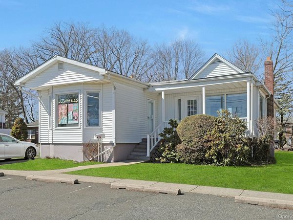 3 Grandview Avenue , Nanuet, NY 10954