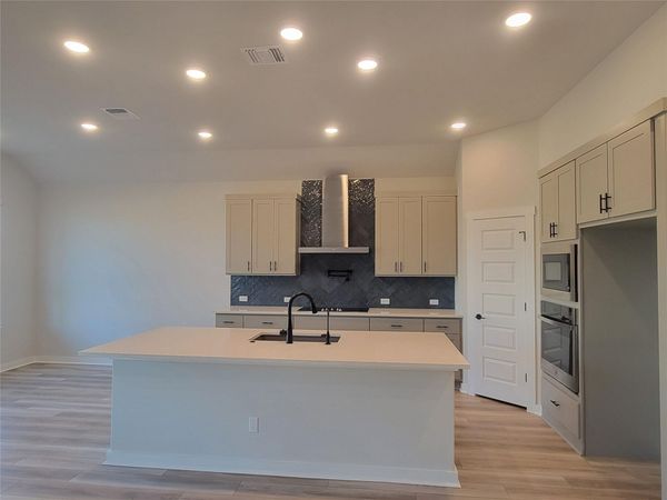 1717 Scenic Heights LN, Georgetown, TX 78628