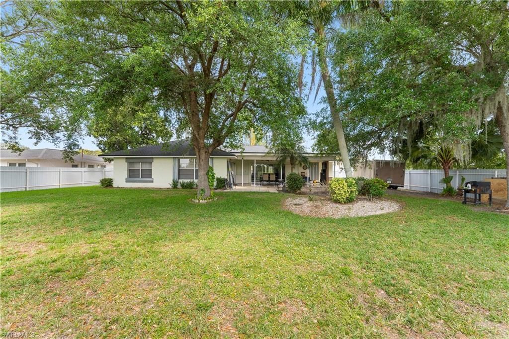 1216 E 3rd St, Lehigh Acres, FL 33936 Photo
