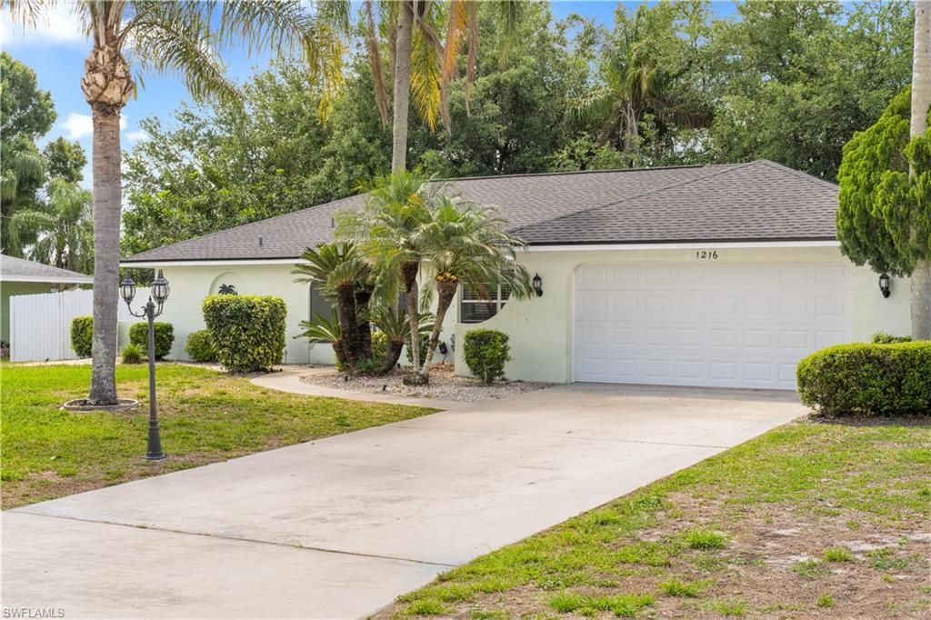 1216 E 3rd St, Lehigh Acres, FL 33936 Photo
