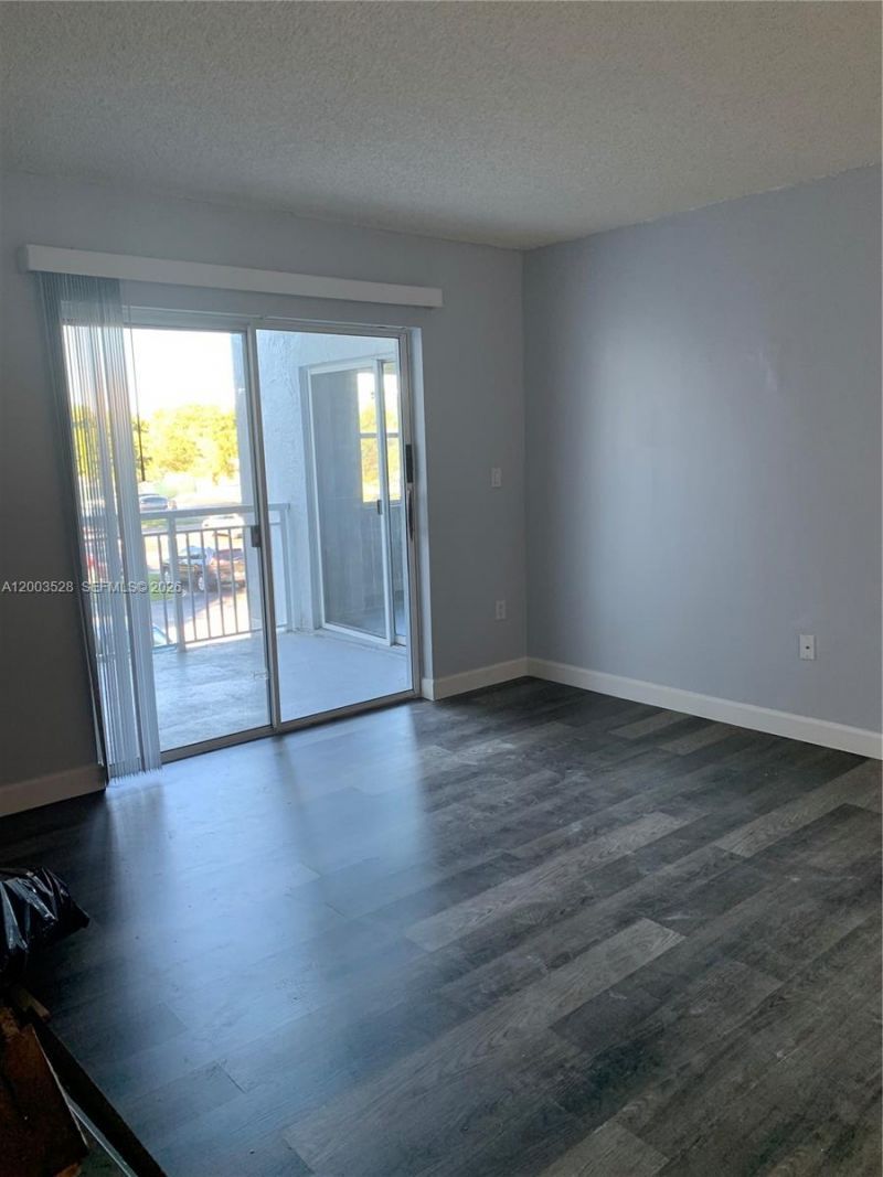 8500 SW 212th St , Unit 207, Cutler Bay, FL 33189 Photo