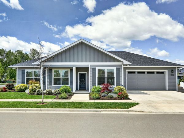 1501 River Run Street, Central Point, OR 97502