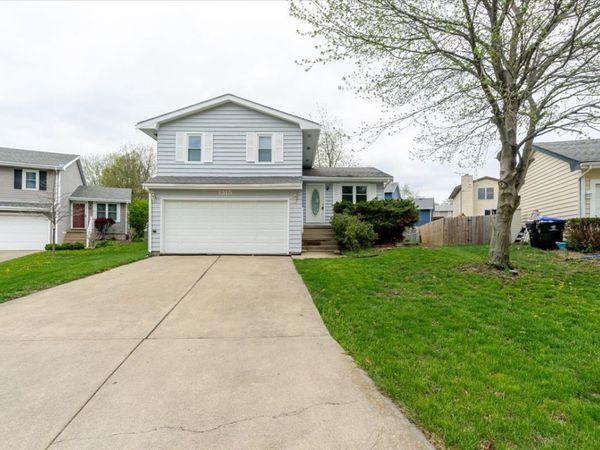 1315 Bancroft Drive , Bloomington, IL 61704