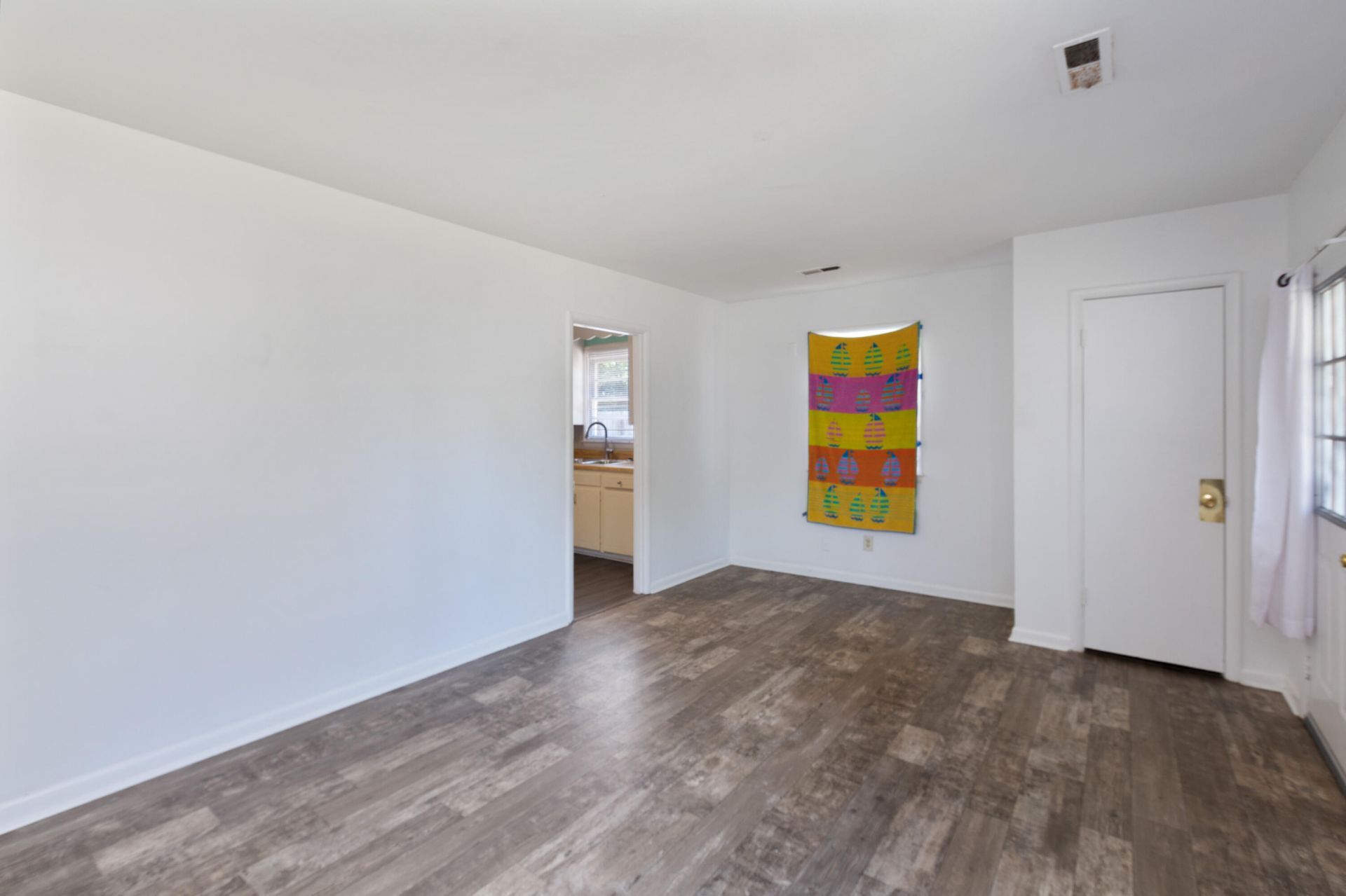 2313 Eagle Drive Photo 6