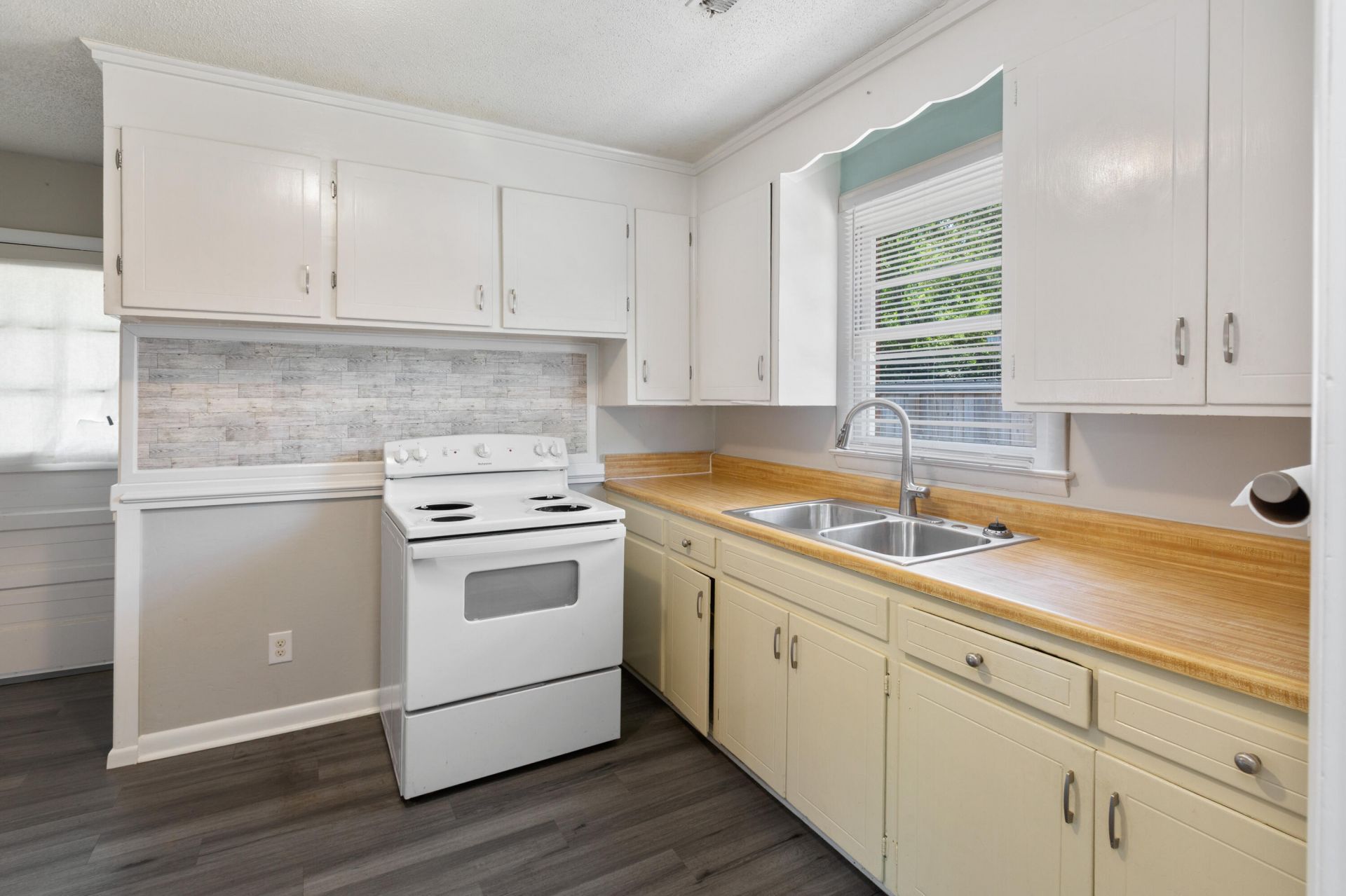 2313 Eagle Drive Photo 9