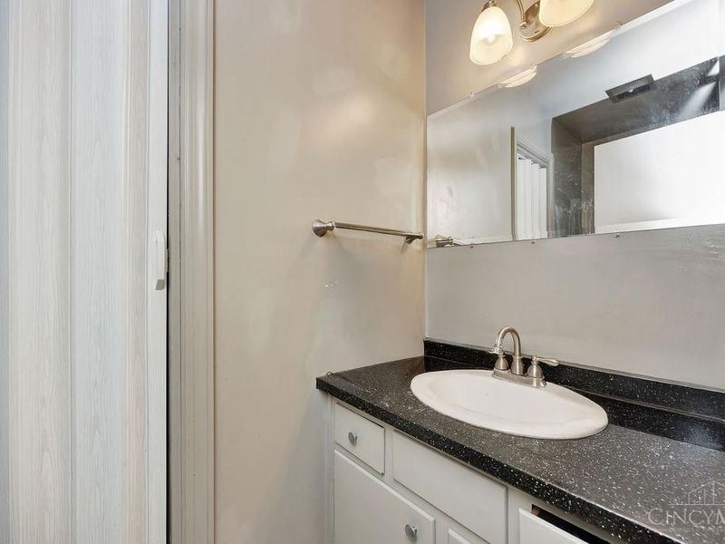 316 N Elm Street, Oxford Twp, OH 45056 Photo 14