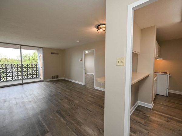 2277 UNION AVE, Unit 408, Memphis, TN 38104