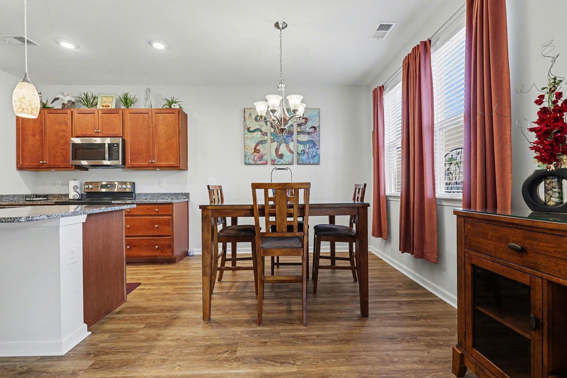 564 Shellbark Dr. Photo 12