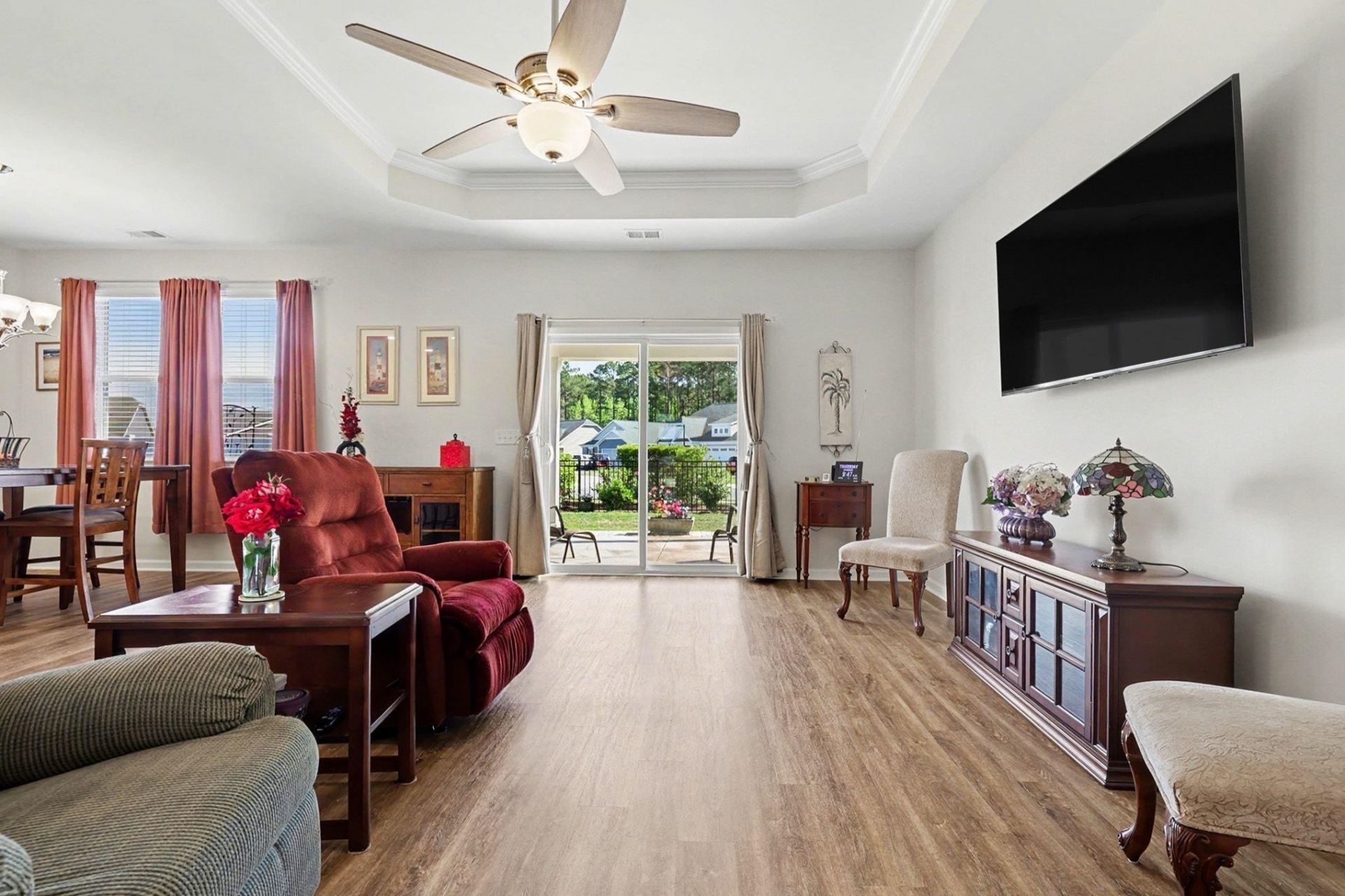 564 Shellbark Dr. Photo 8