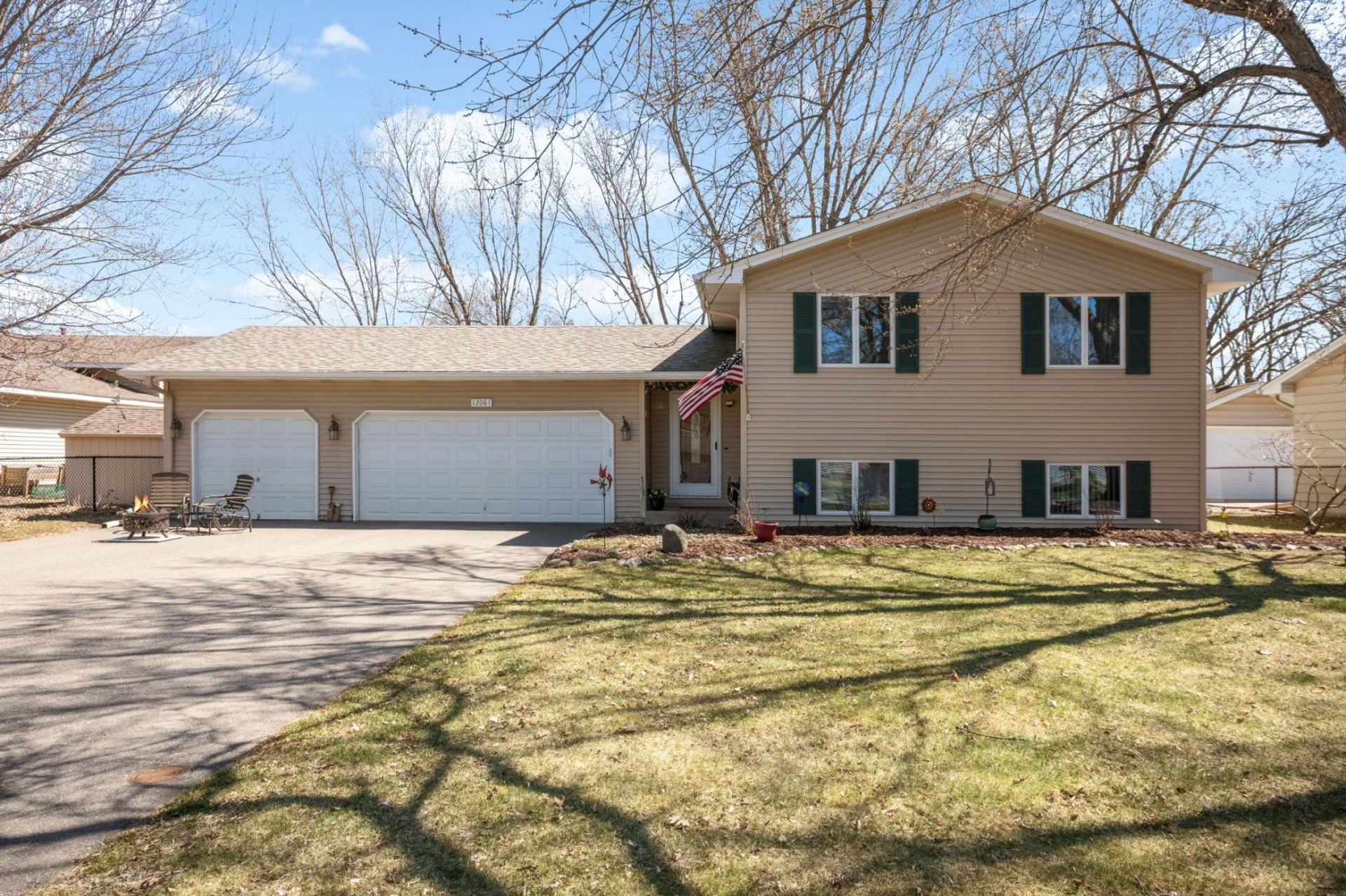 12061 Ilex Street NW, Coon Rapids, MN 55448