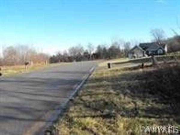 996 Little Vista Drive , Lewiston, NY 14092