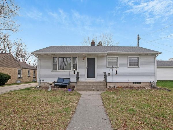 2010 N 22nd STREET, Sheboygan, WI 53081