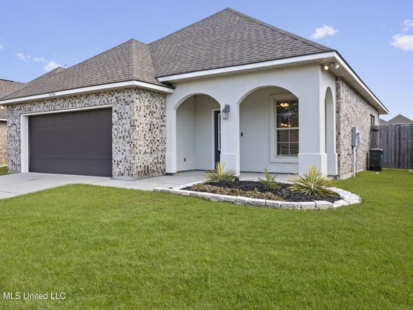 16790 Desmare Street, Gulfport, MS 39503