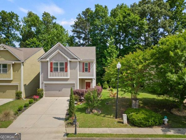 240 Stillwood Drive, Newnan, GA 30265