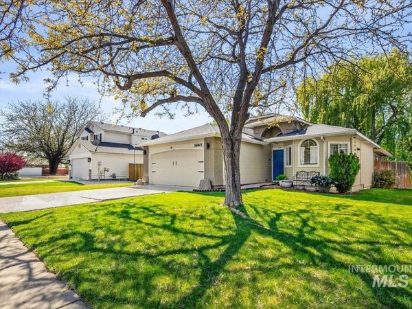 16801 N Portsmouth Lane, Nampa, ID 83687
