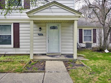 2806 Willow Ct Drive, Lake Orion, MI 48360