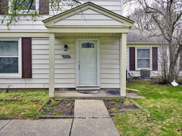 2806 Willow Ct Drive, Lake Orion, MI 48360