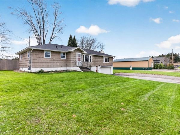 371 Beach Road , Syracuse, NY 13209