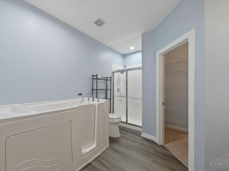 8038 Pinnacle Point Drive, Unit 103, West Chester, OH 45069 Photo 24