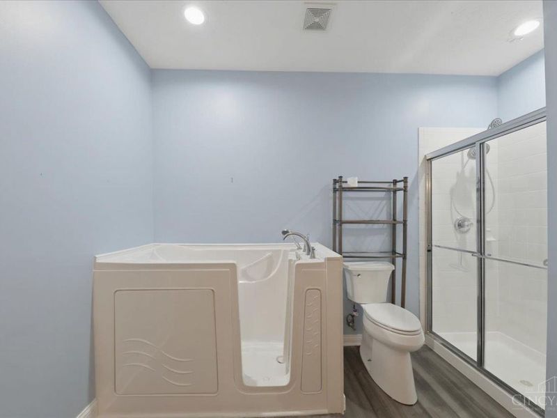 8038 Pinnacle Point Drive, Unit 103, West Chester, OH 45069 Photo 25