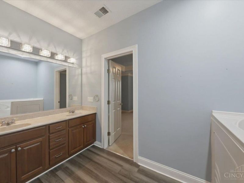 8038 Pinnacle Point Drive, Unit 103, West Chester, OH 45069 Photo 26