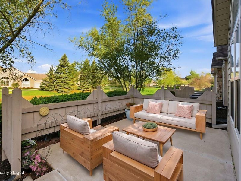 1562 Center Park Drive , Marion, OH 43302 Photo 3