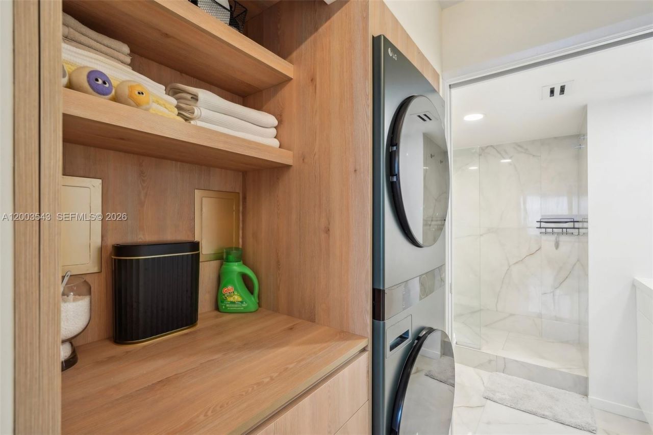 19701 E Country Club Dr , Unit 5603, Aventura, FL 33180 Photo