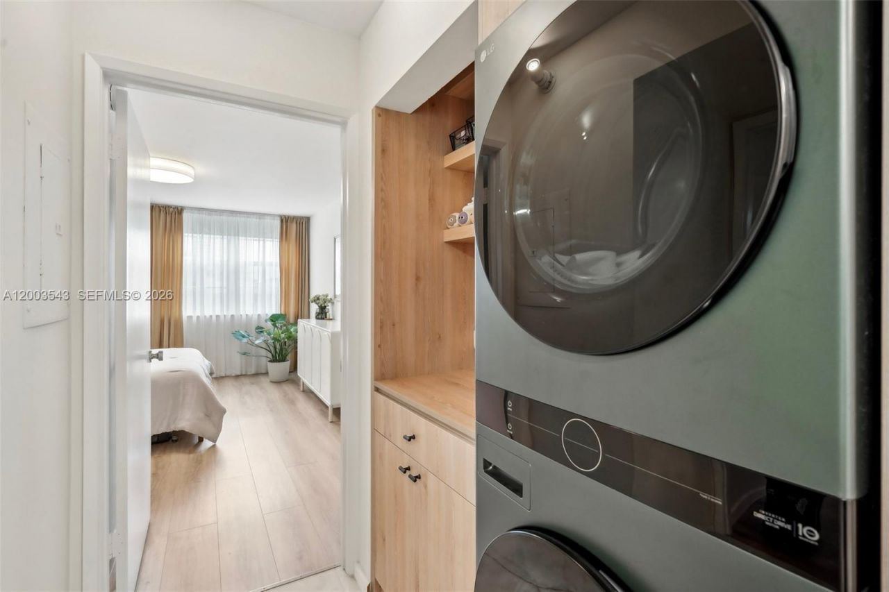 19701 E Country Club Dr , Unit 5603, Aventura, FL 33180 Photo