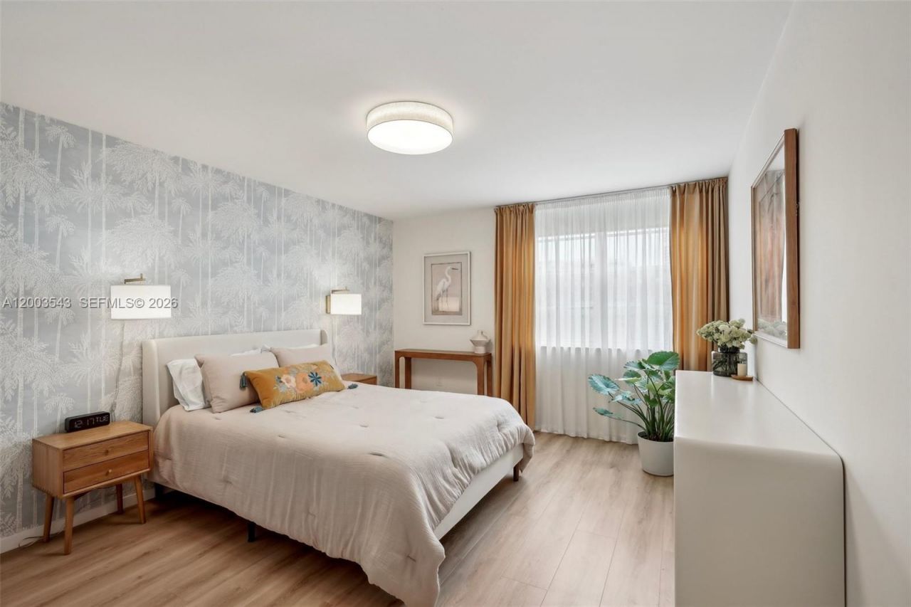 19701 E Country Club Dr , Unit 5603, Aventura, FL 33180 Photo