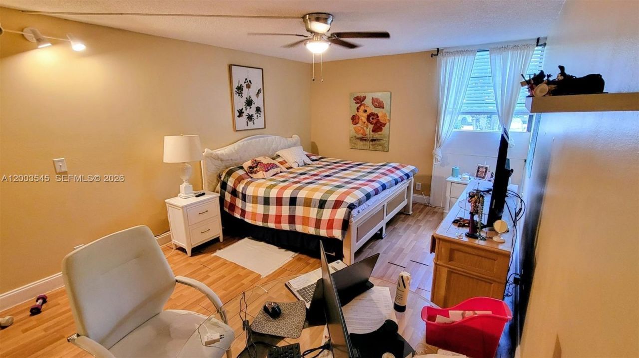 3101 N Country Club Dr, Unit 101, Aventura, FL 33180 Photo