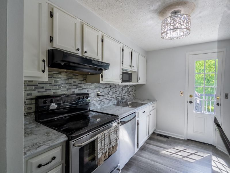 120 Bluffside Drive, Covington, KY 41017 Photo 9