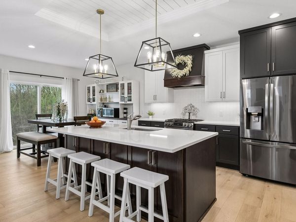 5900 Upper 179th Street W, Lakeville, MN 55044