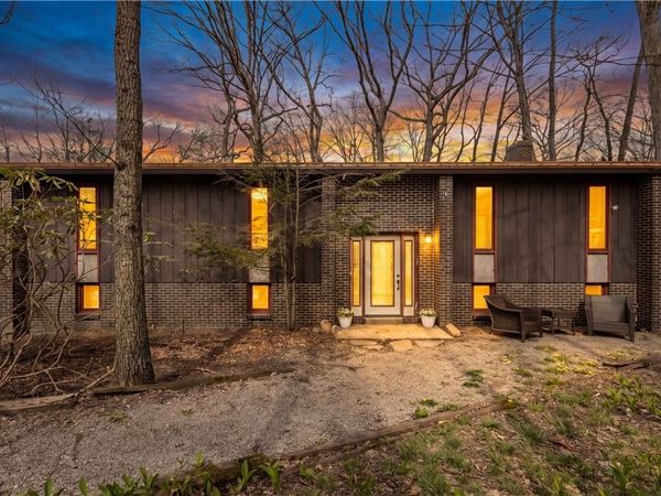 720 Woodland Road , Bradfordwoods, PA 15015