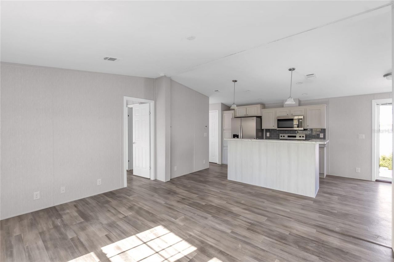 2107 Palma Sola Boulevard, Unit 13, Bradenton, FL 34209 Photo