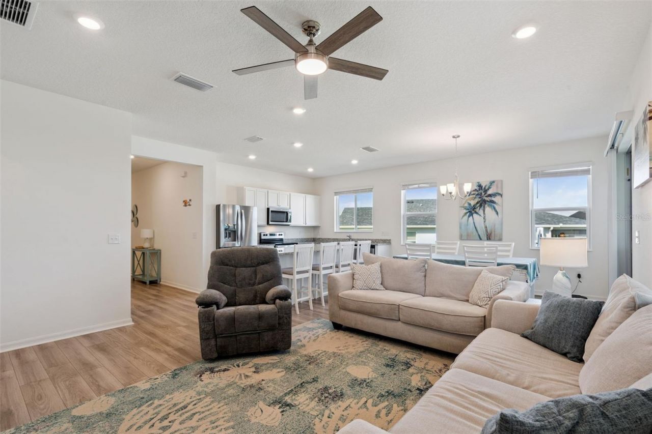 1682 Littleleaf Boxwood Loop, Mascotte, FL 34753 Photo