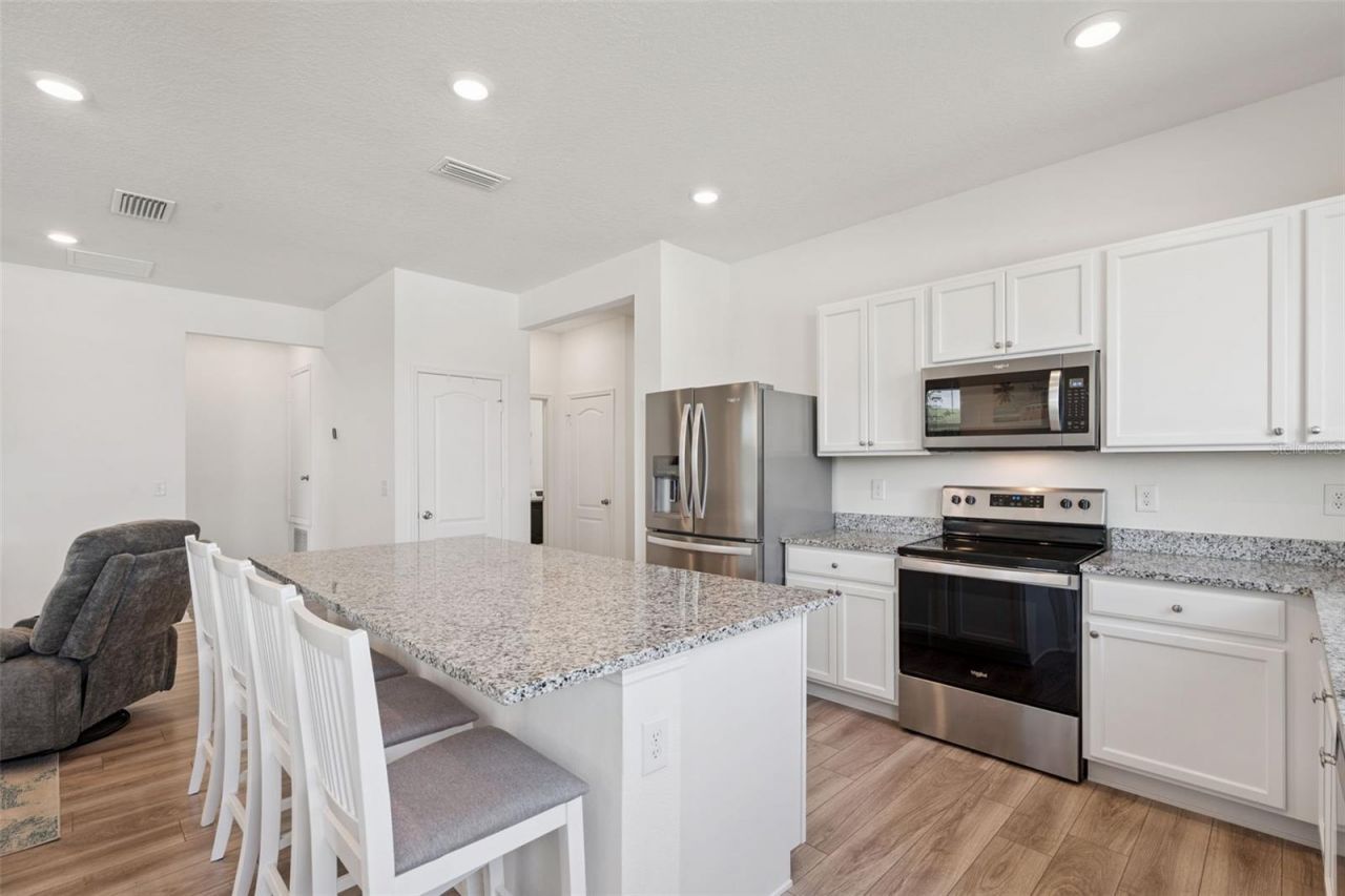 1682 Littleleaf Boxwood Loop, Mascotte, FL 34753 Photo