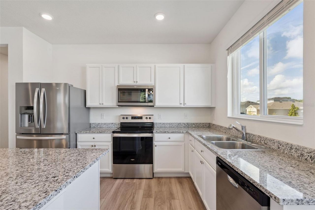 1682 Littleleaf Boxwood Loop, Mascotte, FL 34753 Photo