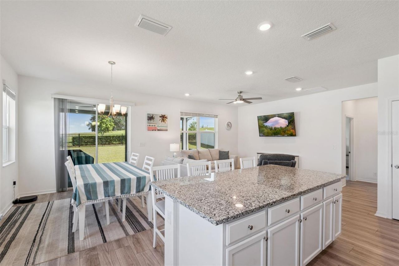 1682 Littleleaf Boxwood Loop, Mascotte, FL 34753 Photo