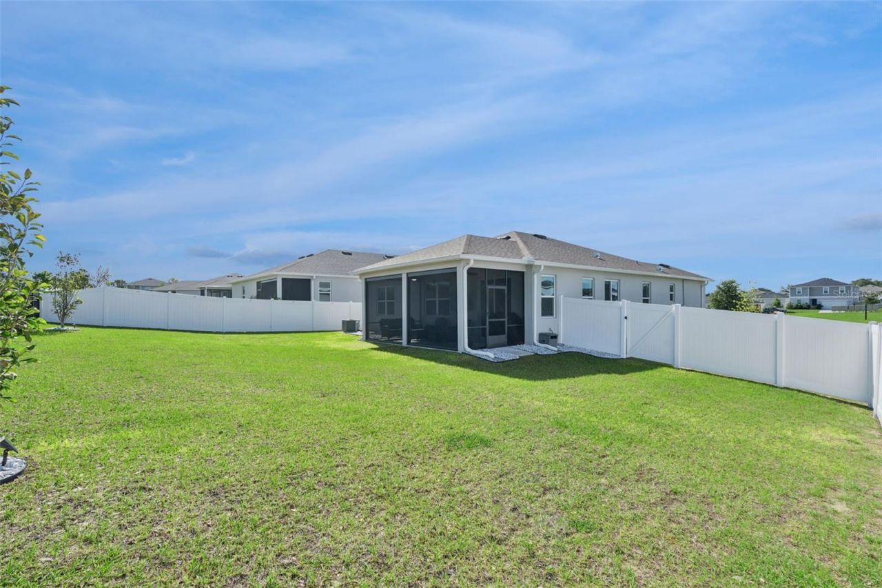 1682 Littleleaf Boxwood Loop, Mascotte, FL 34753 Photo
