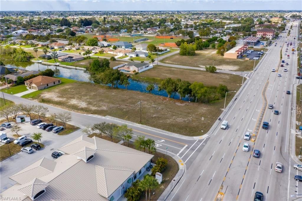 1531 NE 2nd St, Cape Coral, FL 33909 Photo