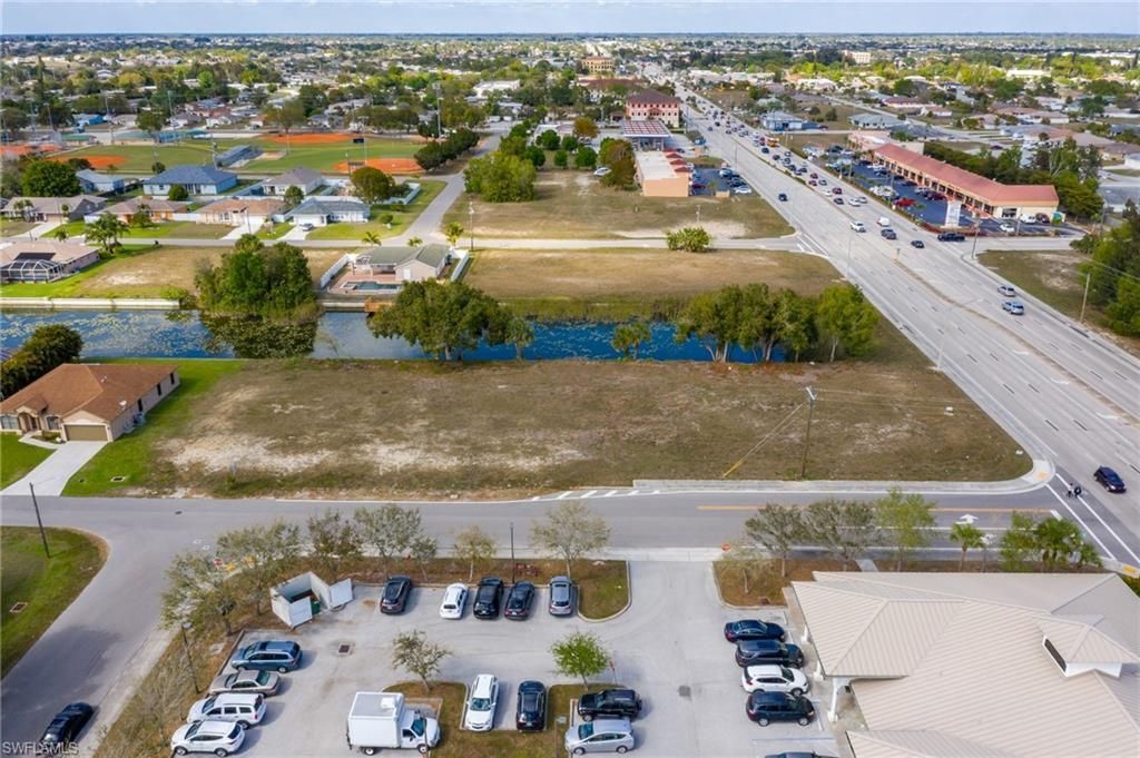 1531 NE 2nd St, Cape Coral, FL 33909 Photo